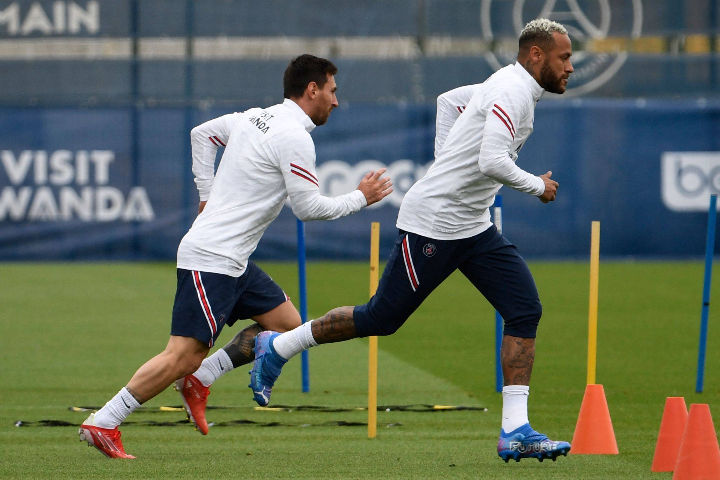 赛前北京首钢备战法甲，完成体检细节曝光，震撼外界，身体对抗强度拉满(长征为啥走到陕北就安全了)-问鼎电竞