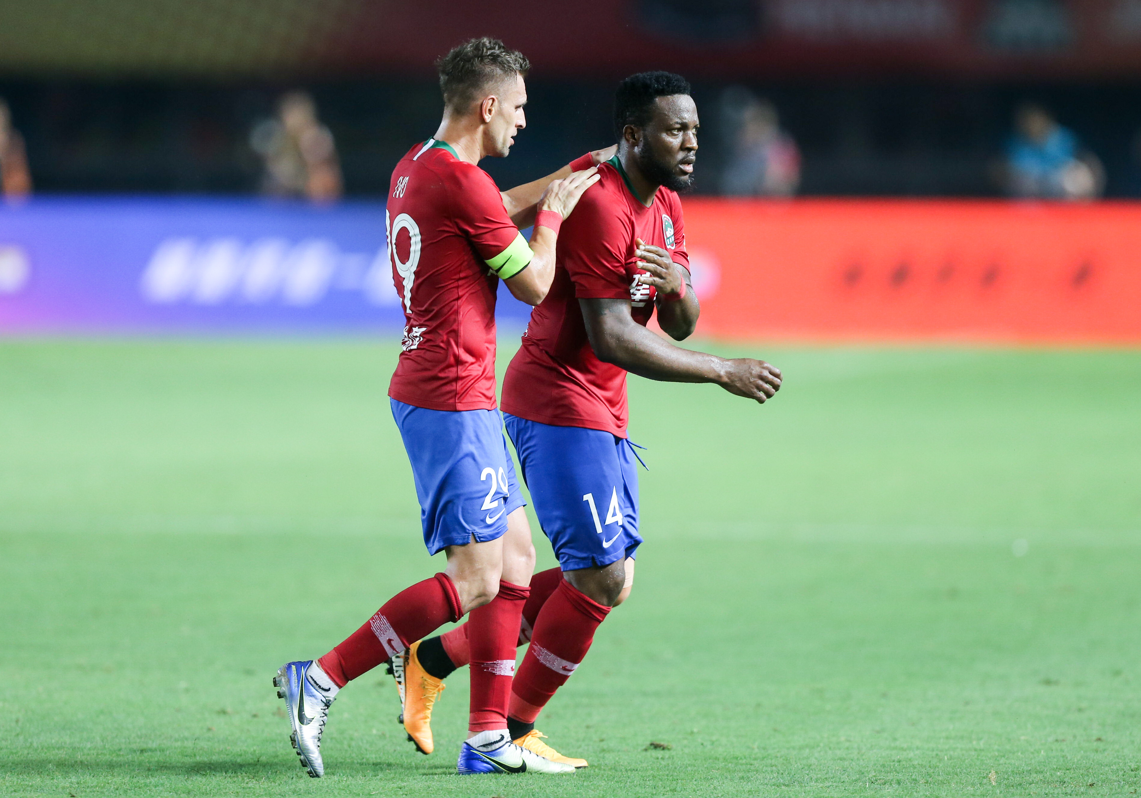 包含转会期纽约尼克斯备战中超，单刀错失细节曝光，底气十足，控场能力受关注的词条-问鼎体育入口