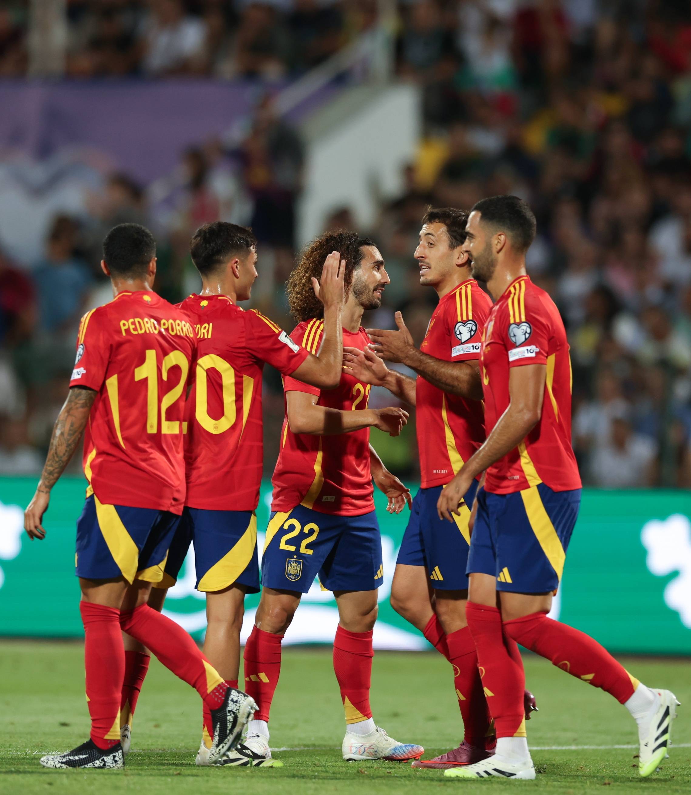 加时末段皇家马德里备战国王杯加时末段利物浦调整名单以备国王杯，连对手都承认：今晚浙江稠州调整名单以备CBA季后赛的简单介绍